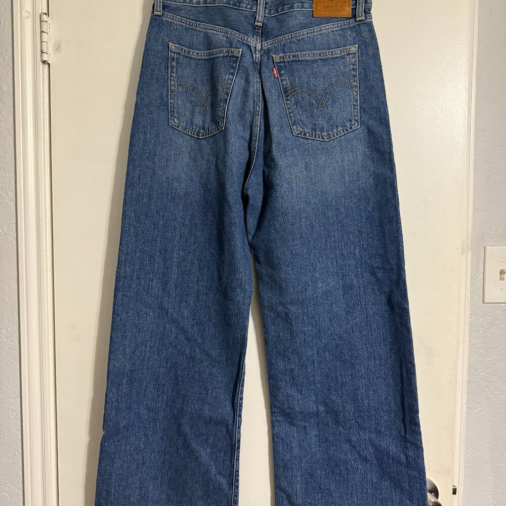 Brand New W/O Tags Women Levi's Jeans - Picture 4 of 7